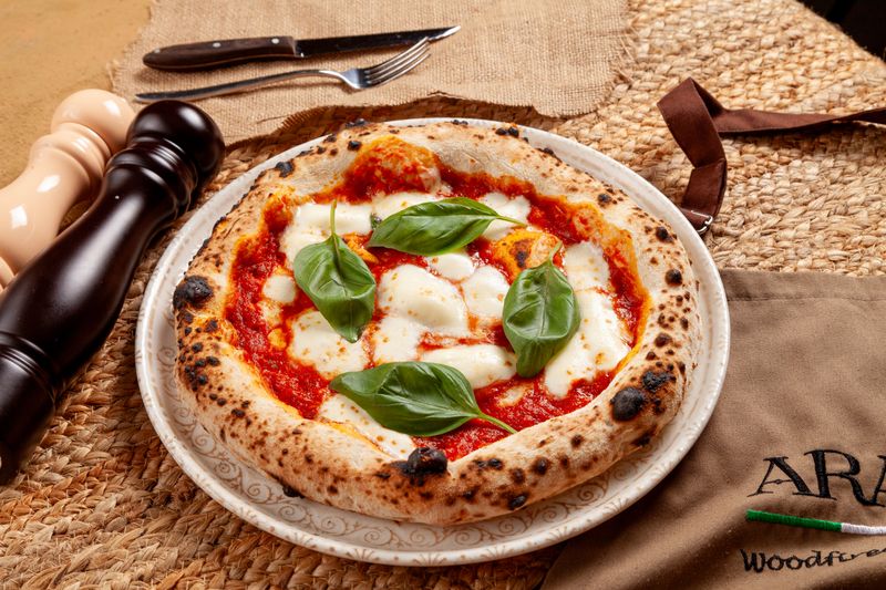 Green lantern pizza Margherita family special deal